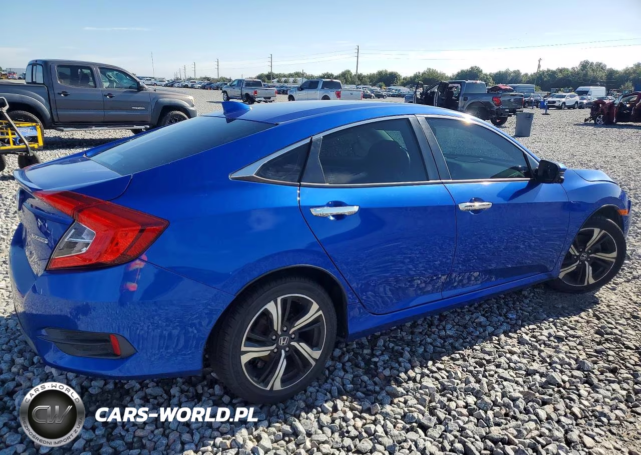 2016 Honda Civic Touring VIN:19XFC1F98GE018325 - 3