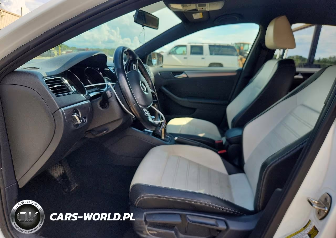 2016 Volkswagen Jetta Sport VIN:3VWD17AJ2GM415453 - 7