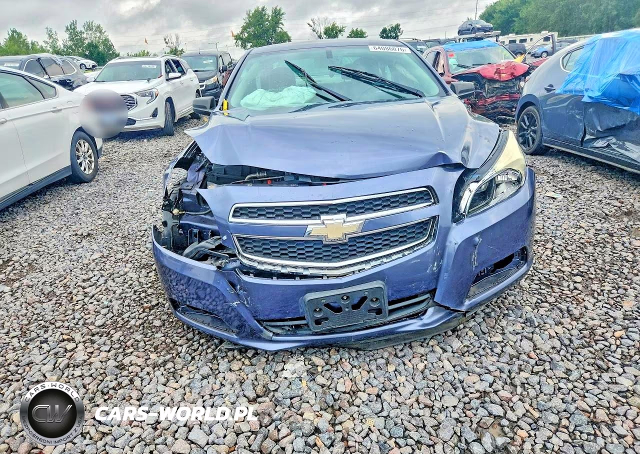 2013 Chevrolet Malibu VIN:1G11B5SA2DF175587 - 5