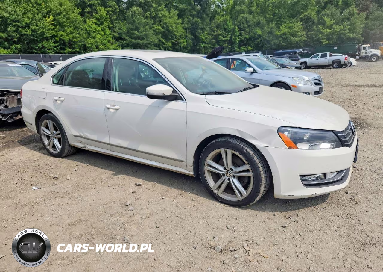 2013 Volkswagen Passat Sel VIN:1VWCN7A39DC003724 - 4