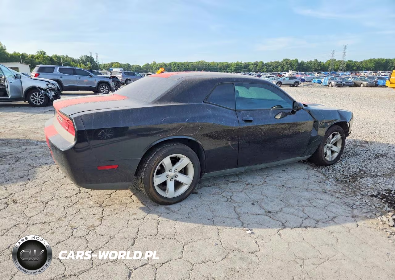 2014 Dodge Challenger Sxt VIN:2C3CDYAG6EH126995 - 3
