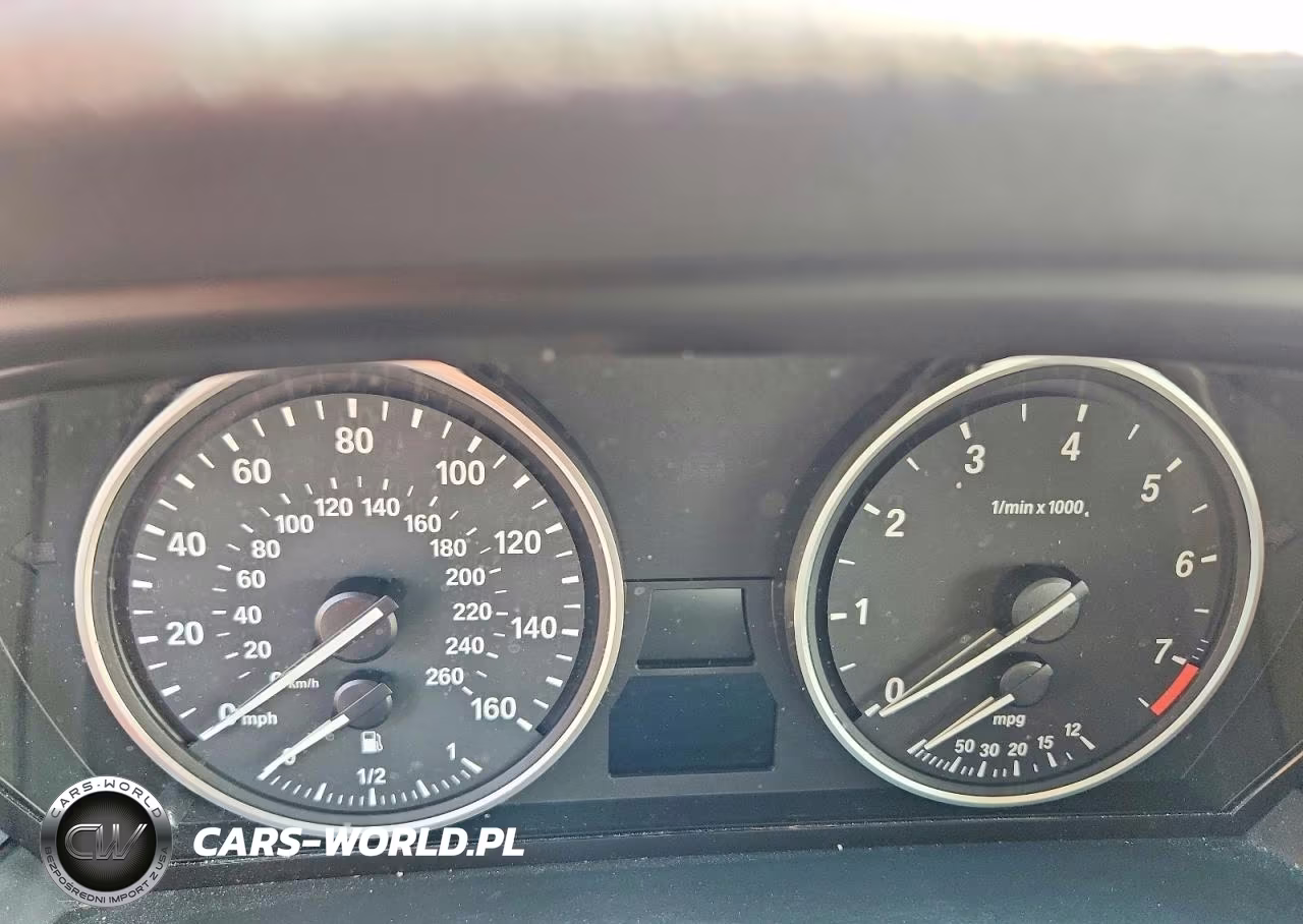 2008 BMW 528 I VIN:WBANU53558BY65137 - 9