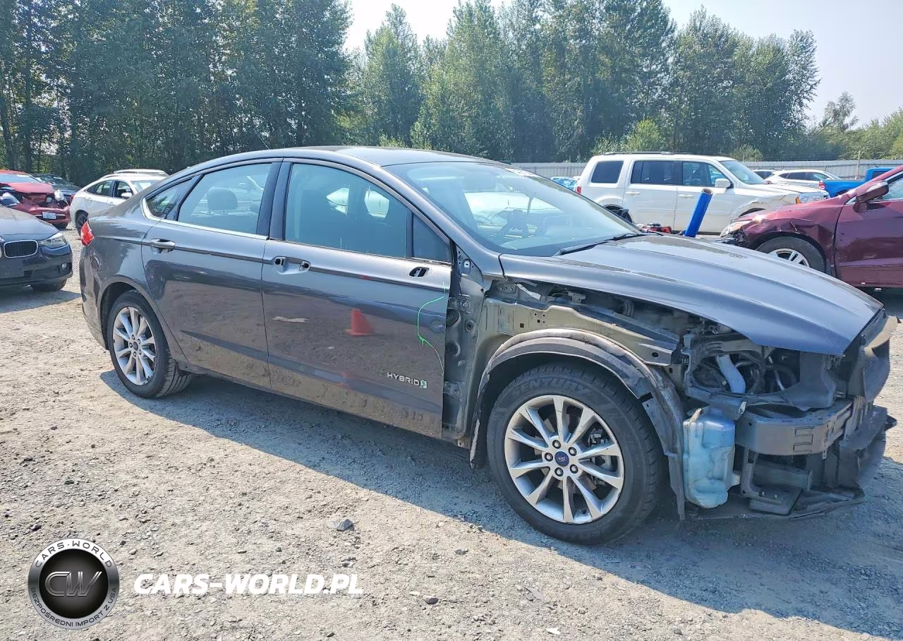 2017 Ford Fusion Se Hybrid VIN:3FA6P0LU4HR105761 - 4