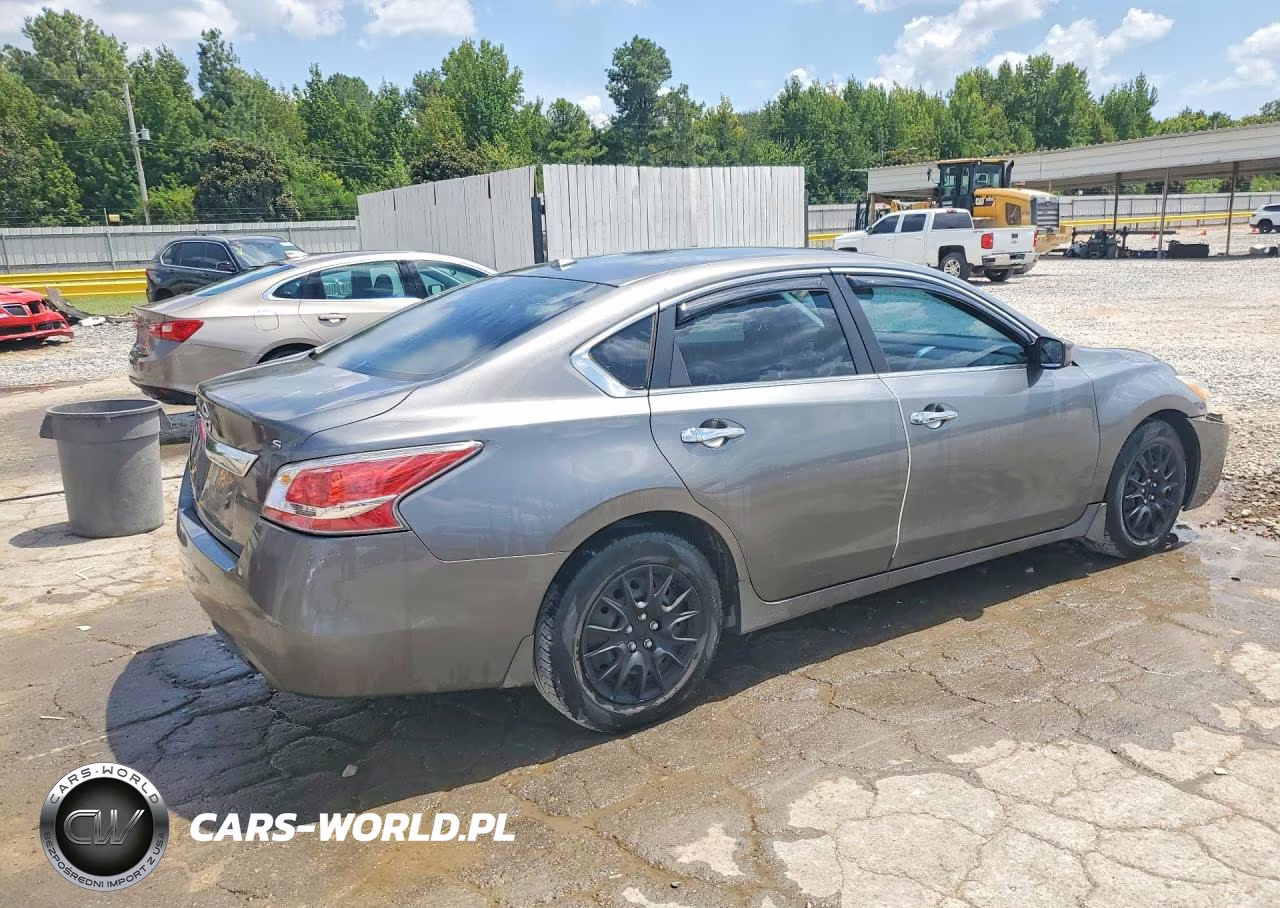 2015 Nissan Altima 2.5 S VIN:1N4AL3AP6FC446658 - 3