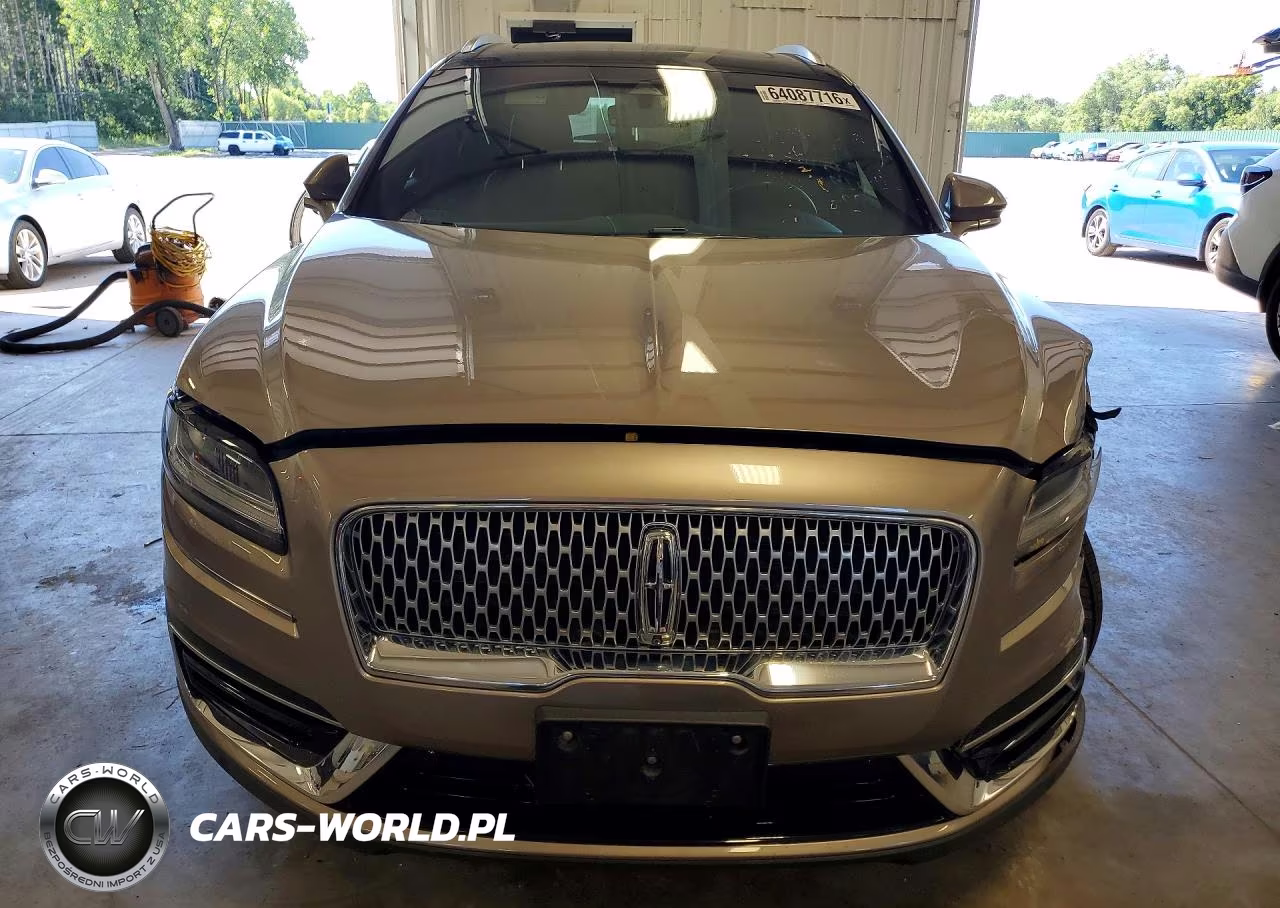 2019 Lincoln Nautilus Reserve VIN:2LMPJ8L90KBL17234 - 5