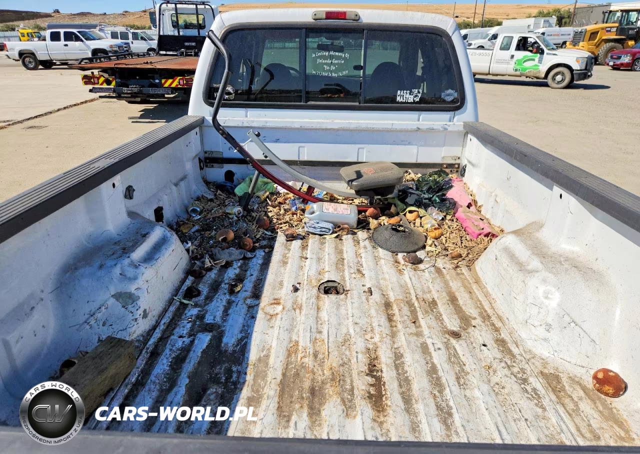 2000 Ford F350 Super Duty VIN:1FTWW32F5YEB42788 - 10