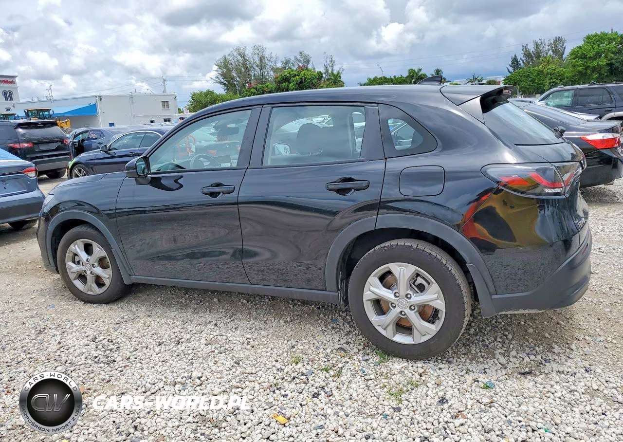 2024 Honda Hr-V Lx VIN:3CZRZ1H34RM726630 - 2