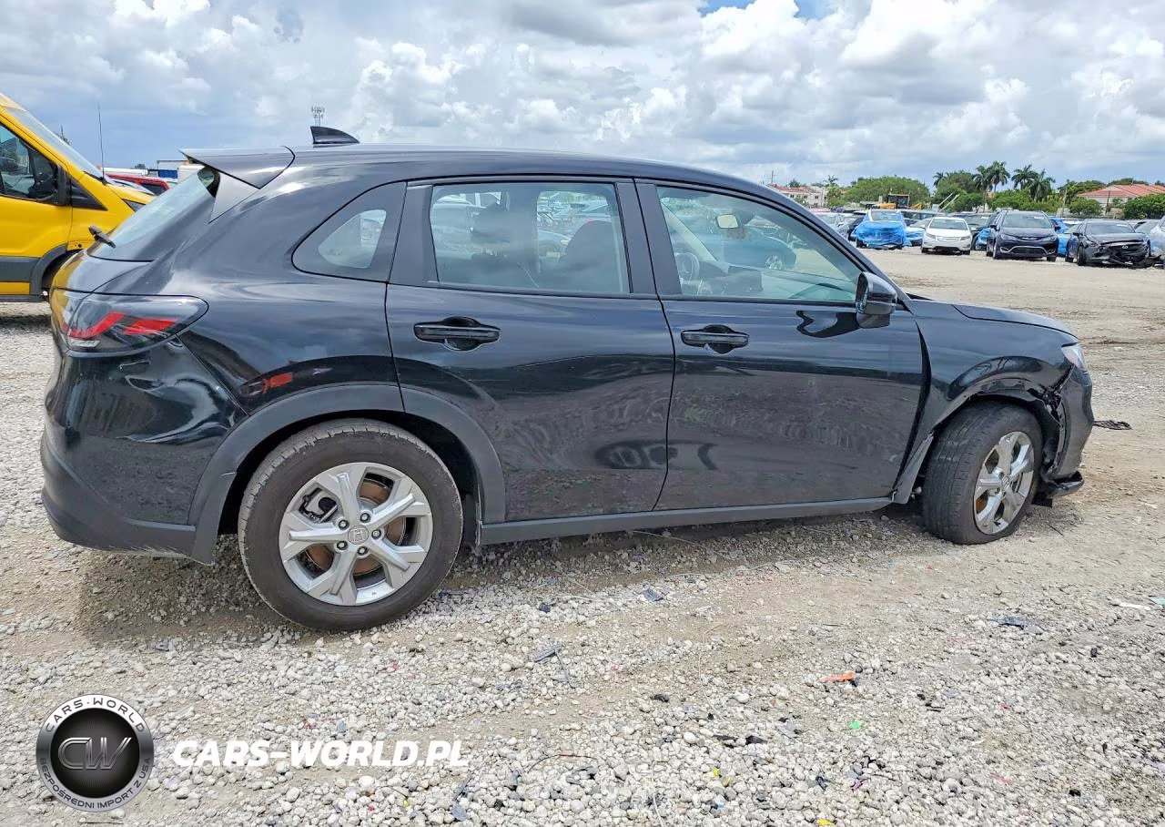 2024 Honda Hr-V Lx VIN:3CZRZ1H34RM726630 - 3