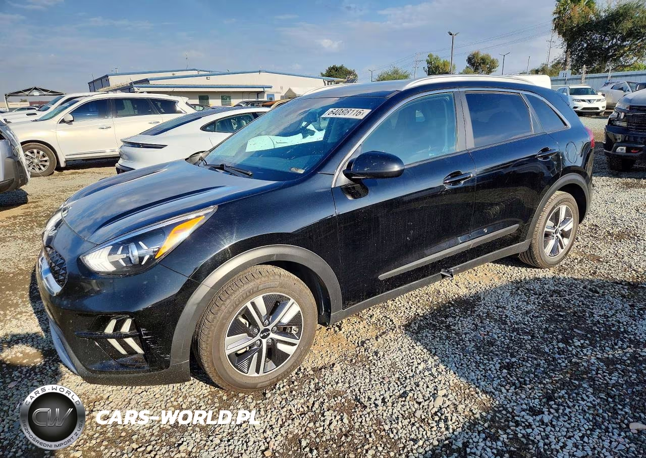2022 Kia Niro Lxs