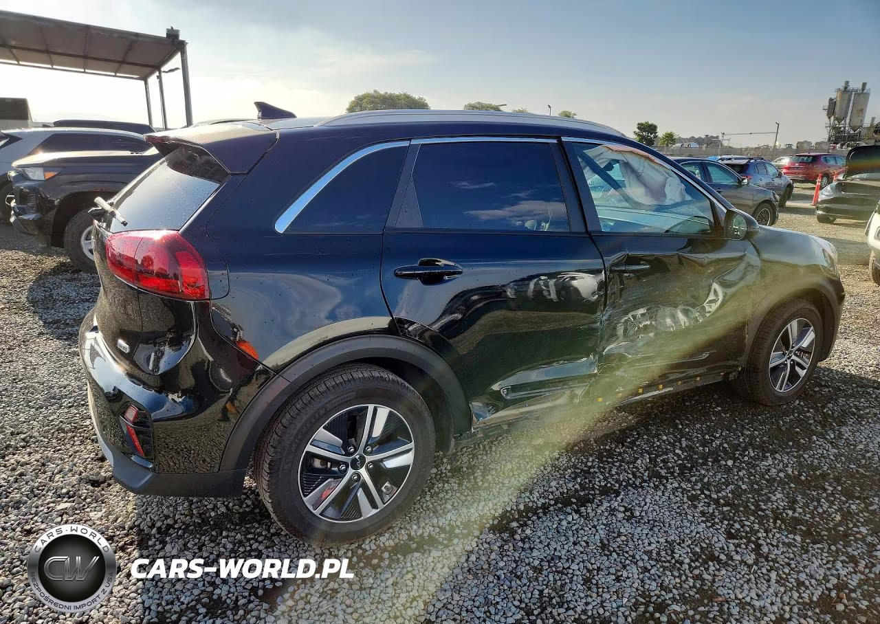 2022 Kia Niro Lxs VIN:KNDCB3LC7N5548439 - 3