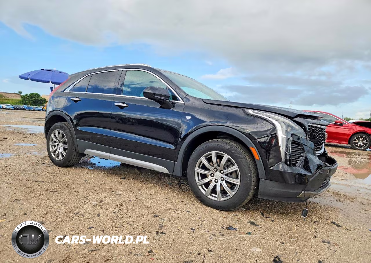 2020 Cadillac Xt4 Premium Luxury VIN:1GYFZCR41LF021197 - 4