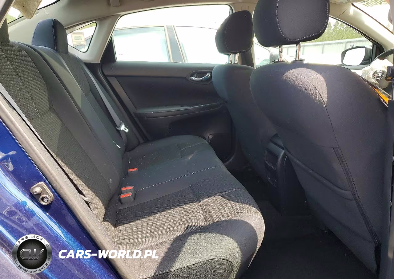2016 Nissan Sentra S VIN:3N1AB7AP7GY301791 - 10