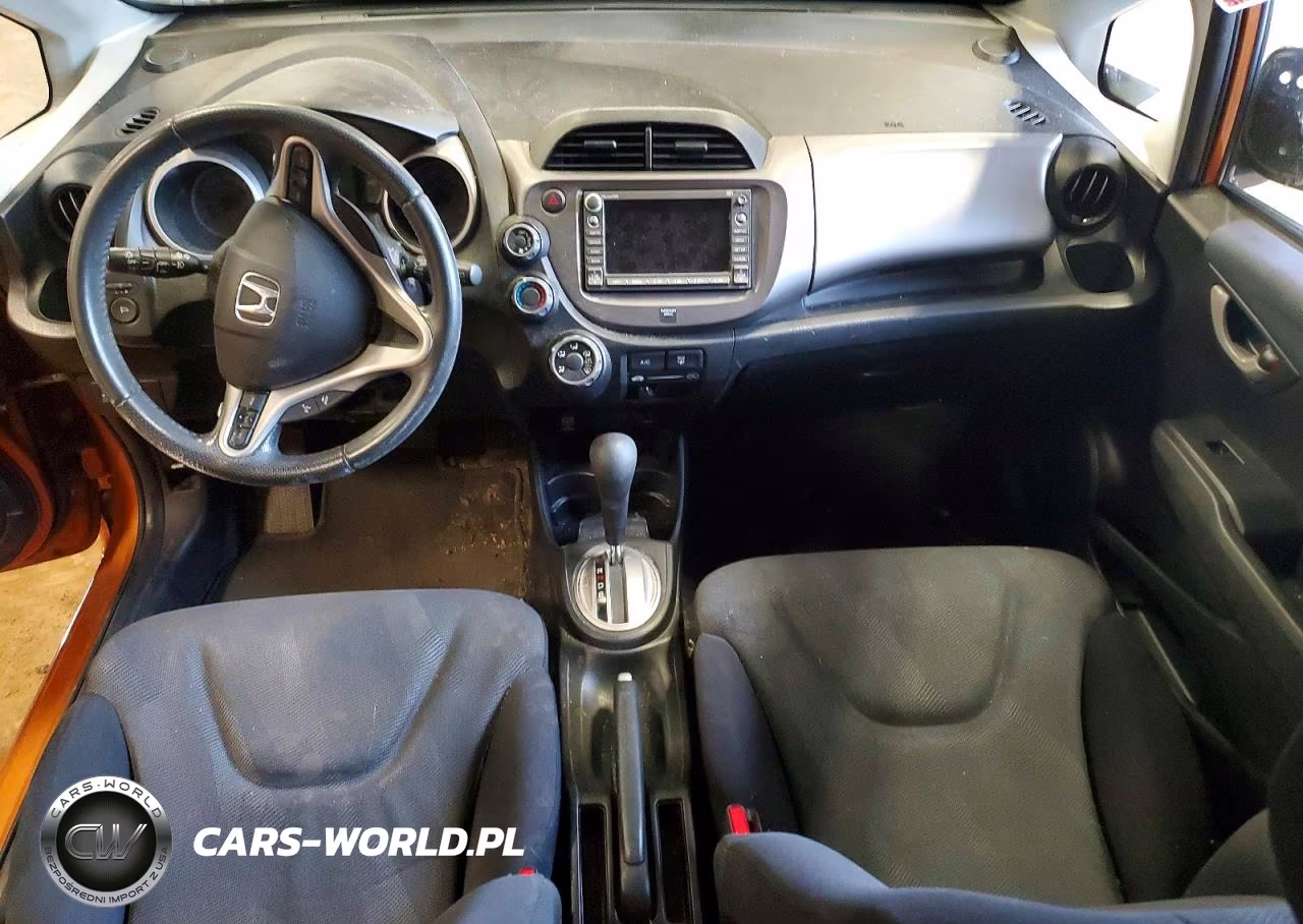 2011 Honda Fit Sport VIN:JHMGE8H63BS010003 - 8