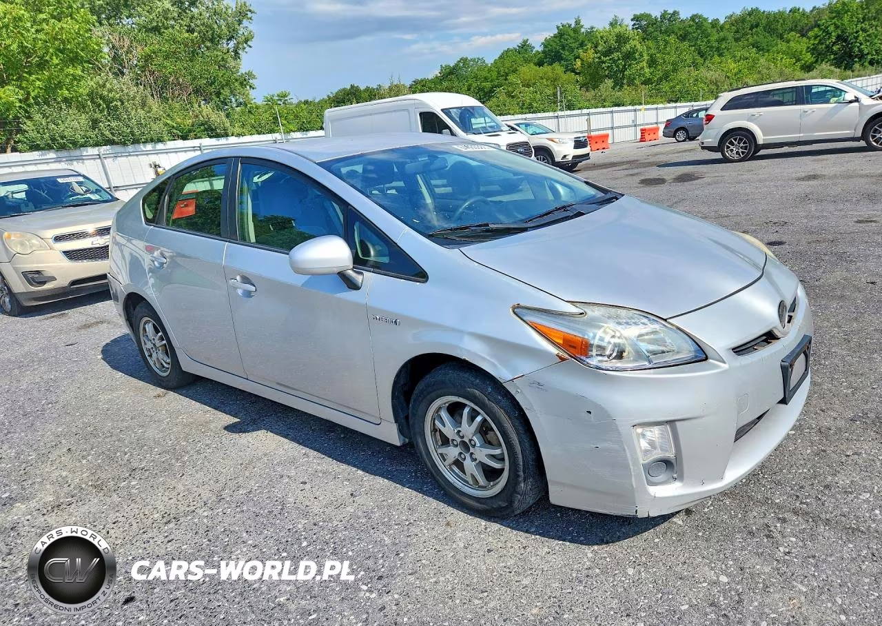 2010 Toyota Prius Ii VIN:JTDKN3DU8A1099784 - 4