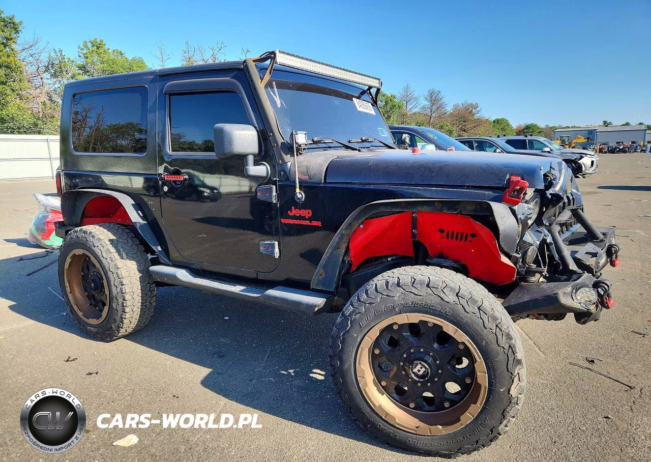 2007 Jeep Wrangler Sahara VIN:1J4FA54107L228512 - 4