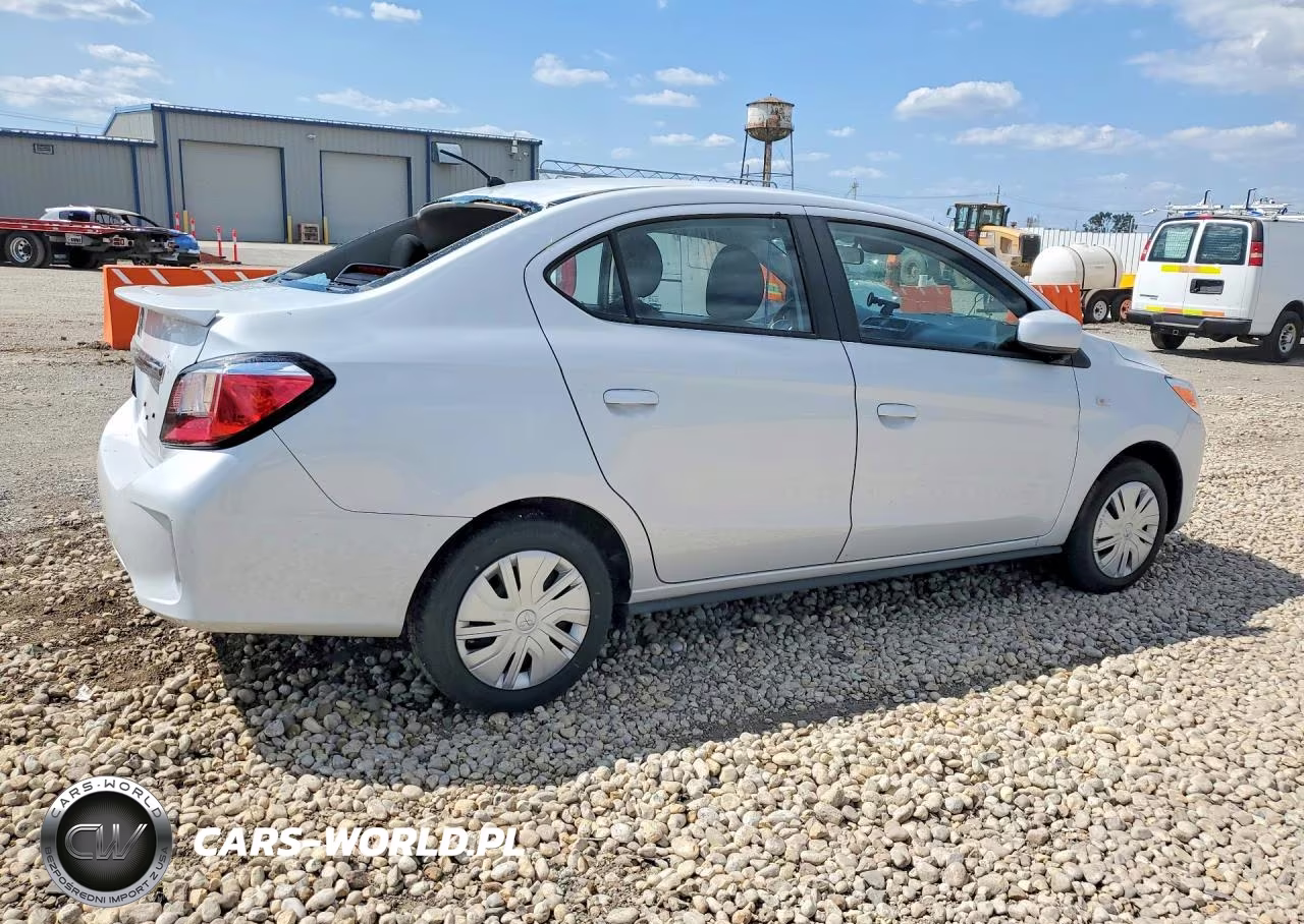 2024 Mitsubishi Mirage G4 Es VIN:ML32FUFJ9RHF13928 - 3