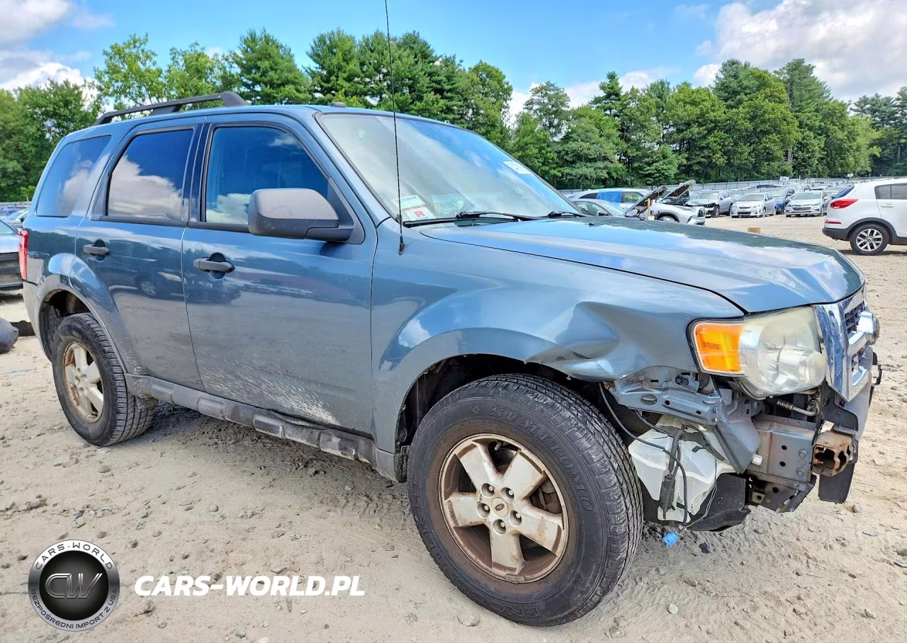 2010 Ford Escape Xlt VIN:1FMCU9DG3AKC61962 - 4