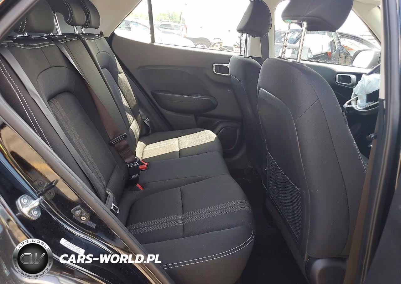 2024 Hyundai Venue Sel VIN:KMHRC8A33RU330030 - 11