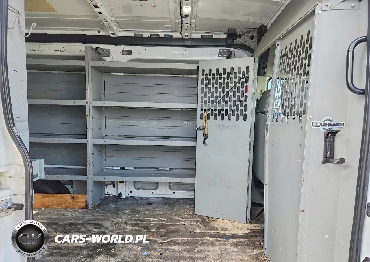 2019 Ford Transit T-250 VIN:1FTYR2CM3KKB23513 - 10