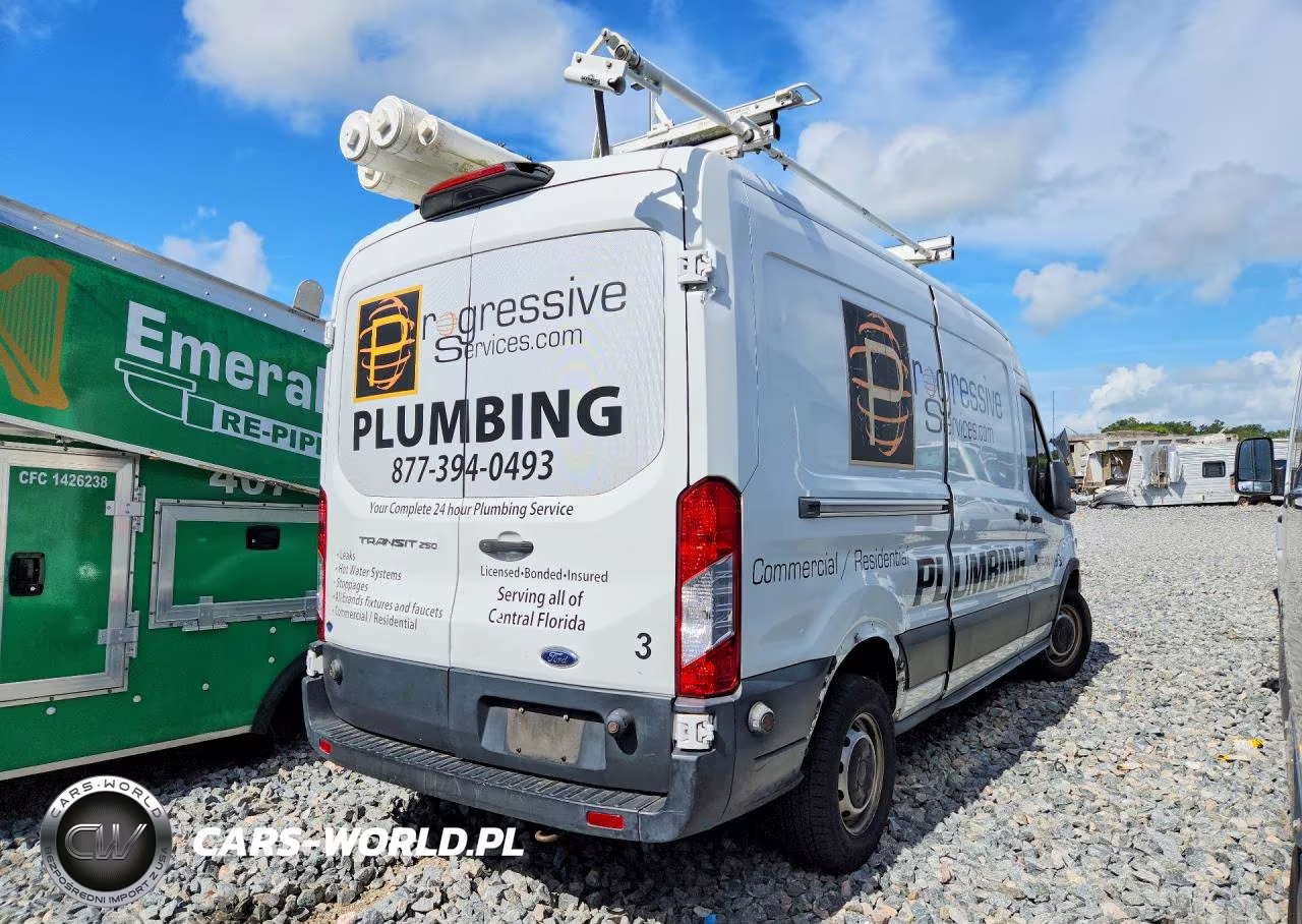2019 Ford Transit T-250 VIN:1FTYR2CM3KKB23513 - 3