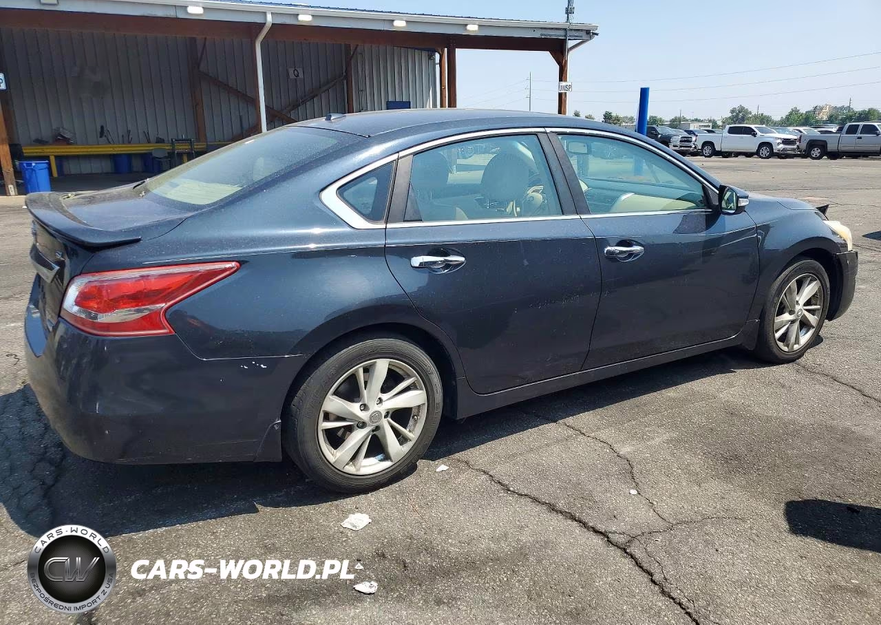 2013 Nissan Altima 2.5 VIN:1N4AL3AP1DN475017 - 3