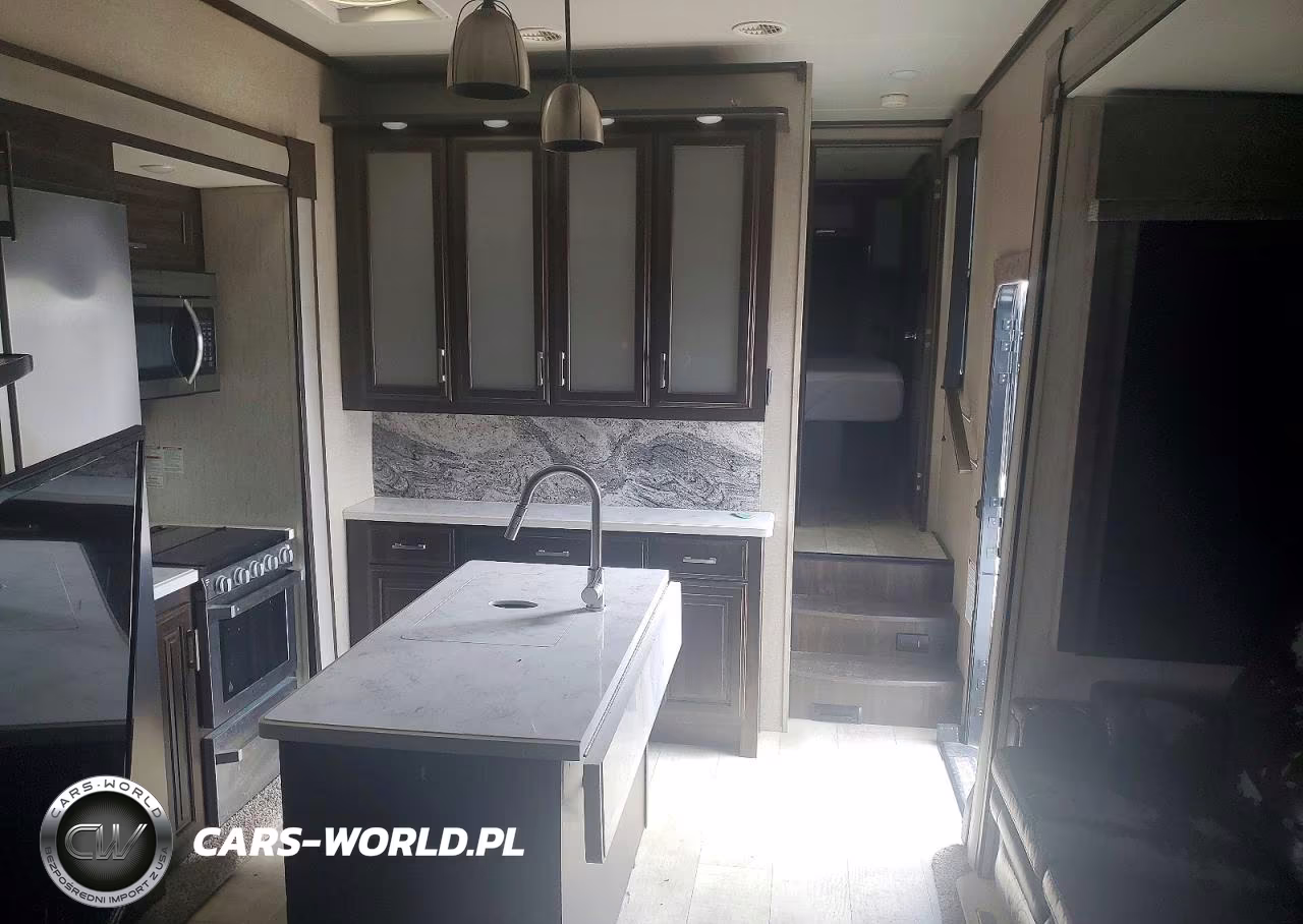 2020 Grandesign Momens351M VIN:573FM4026L1114728 - 5
