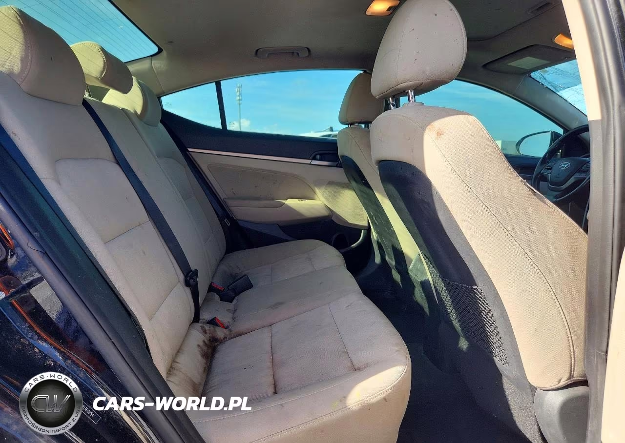 2018 Hyundai Elantra Value Edition VIN:5NPD84LF3JH360854 - 10