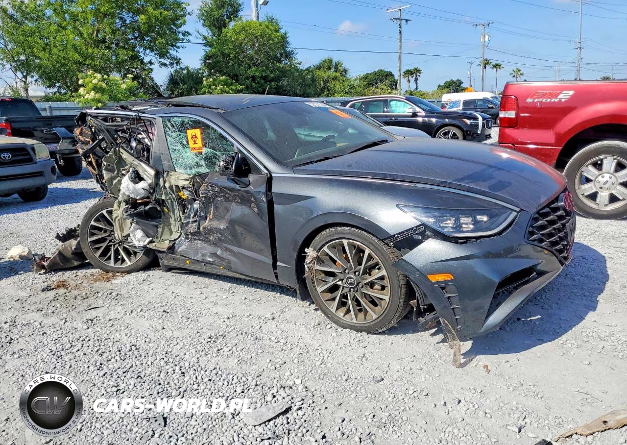 2023 Hyundai Sonata Limited VIN:KMHL34J2XPA292929 - 4