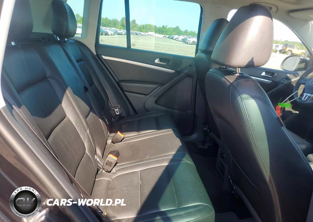 2013 Volkswagen Tiguan S VIN:WVGBV3AX5DW577256 - 11