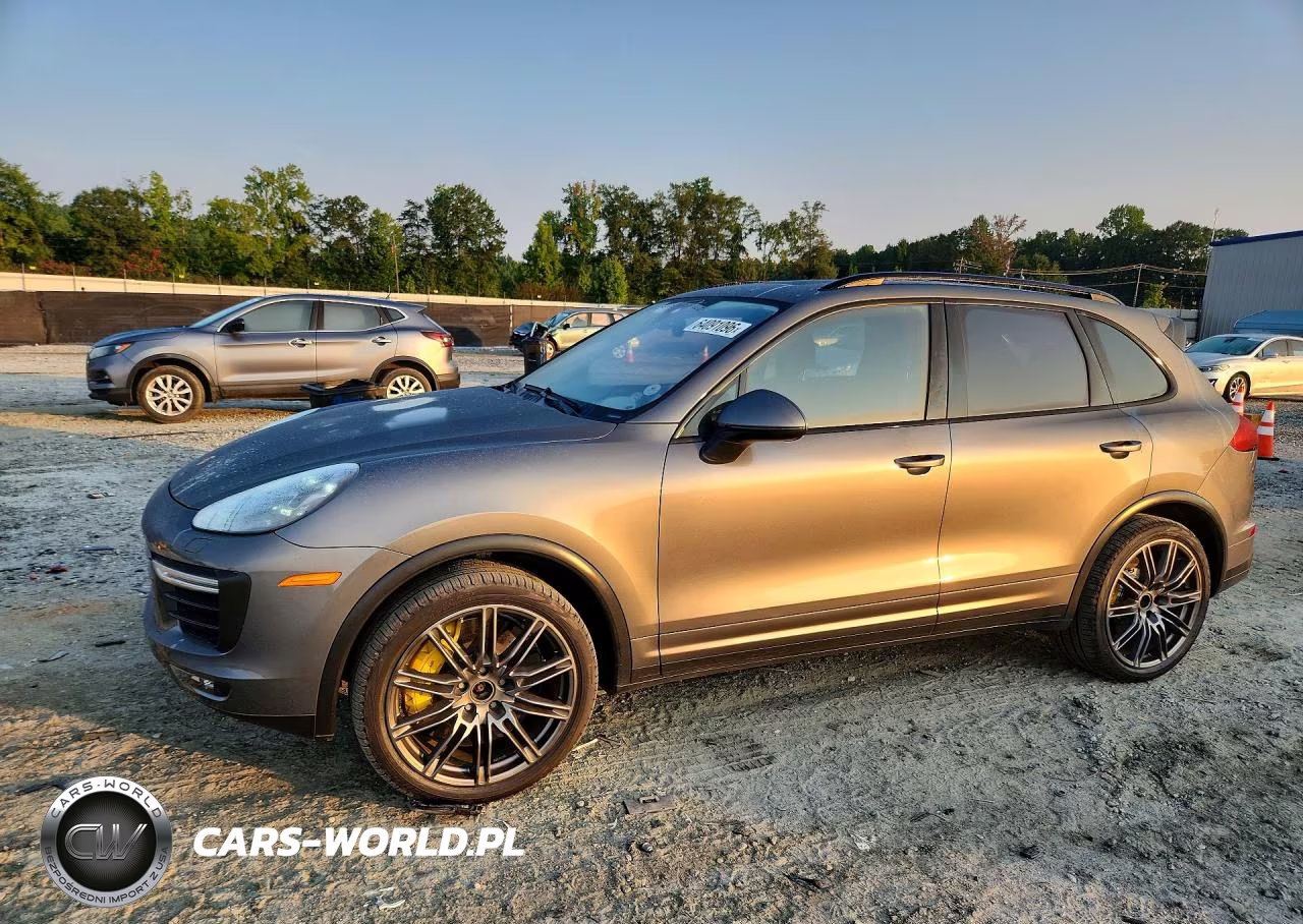 2015 Porsche Cayenne Turbo