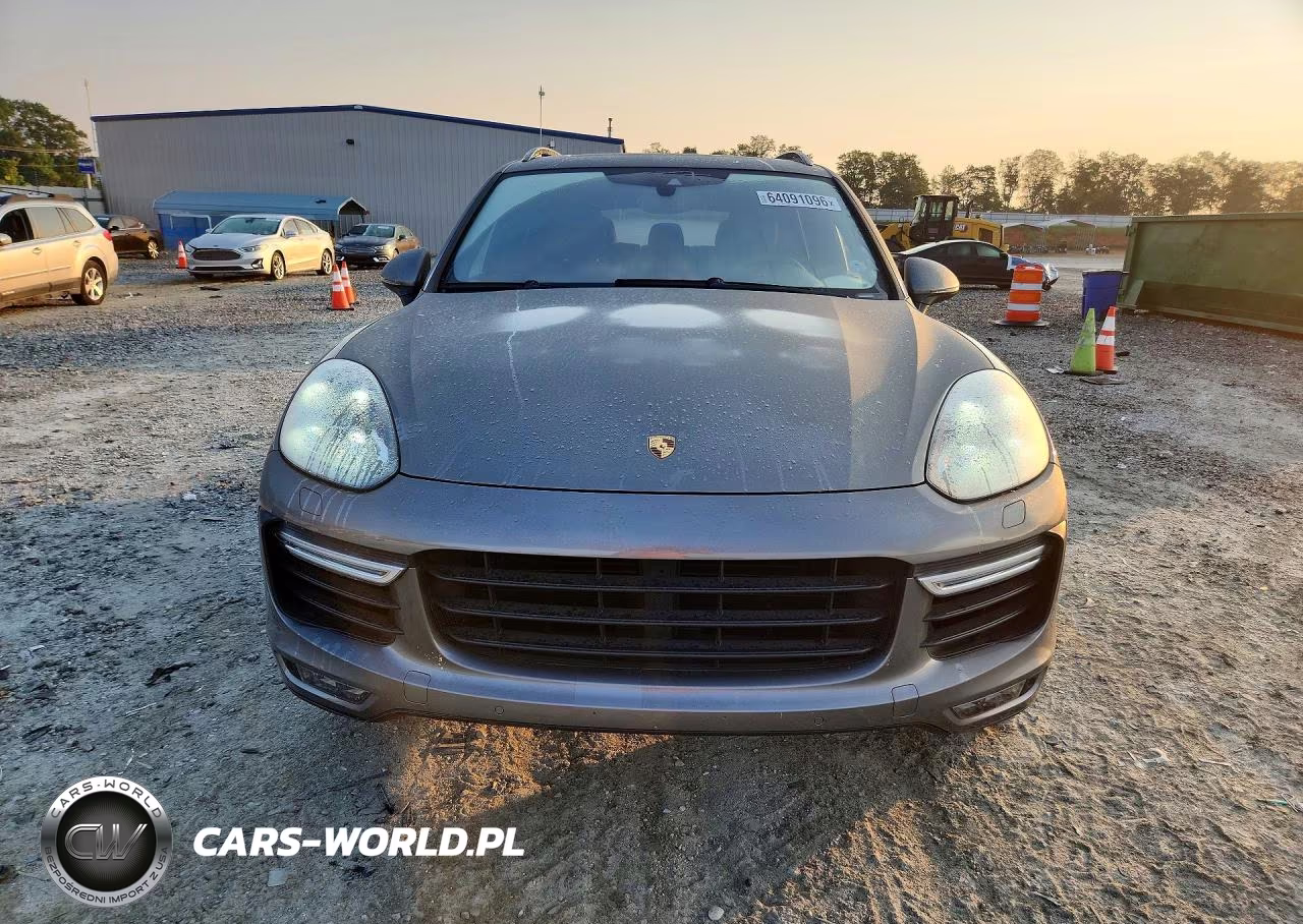2015 Porsche Cayenne Turbo VIN:WP1AC2A20FLA82308 - 5