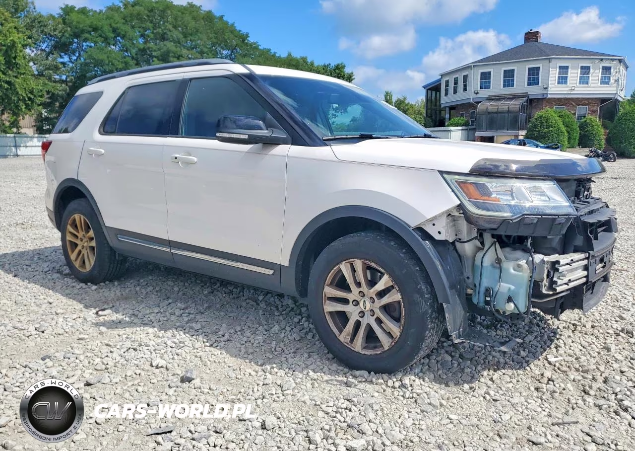 2018 Ford Explorer Xlt VIN:1FM5K8D8XJGA91281 - 4