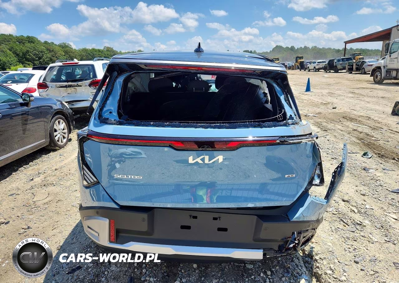2027 Kia Seltos S VIN:KNDELCD3XV7022802 - 6