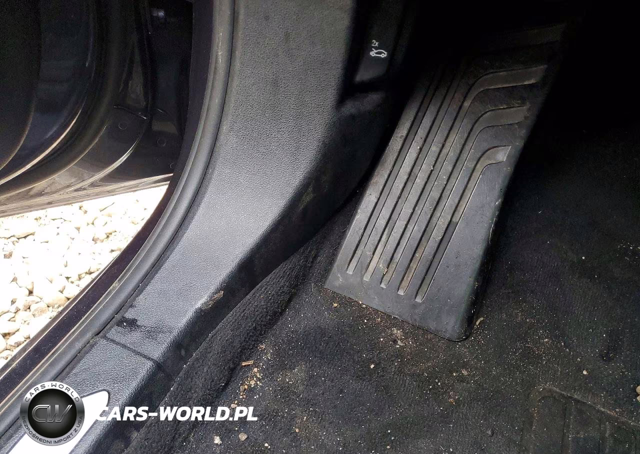 2020 BMW X5 xDrive40I VIN:5UXCR6C02L9B96168 - 13