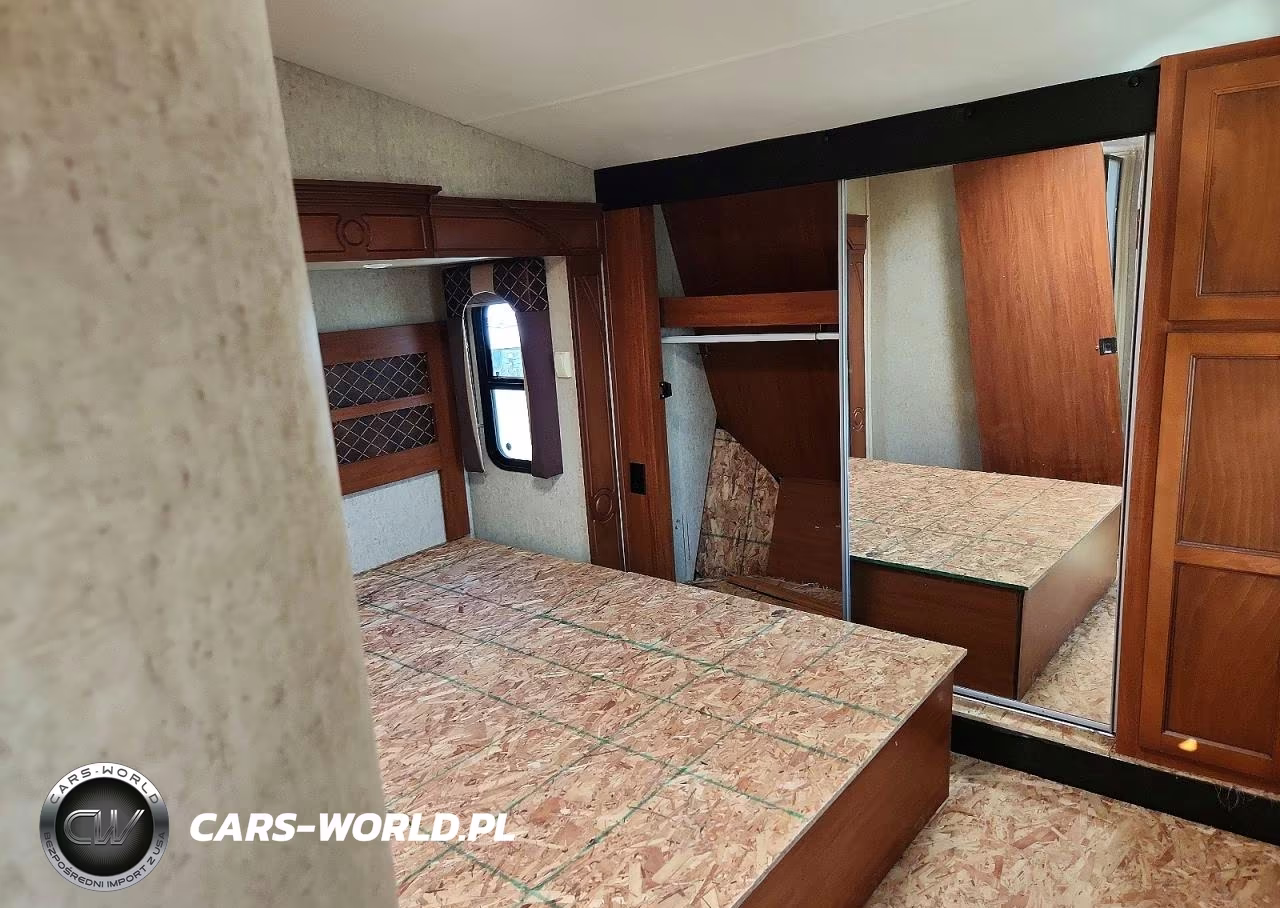 2012 Heartland Cyclone Camper VIN:5SFCG3621CE247194 - 5