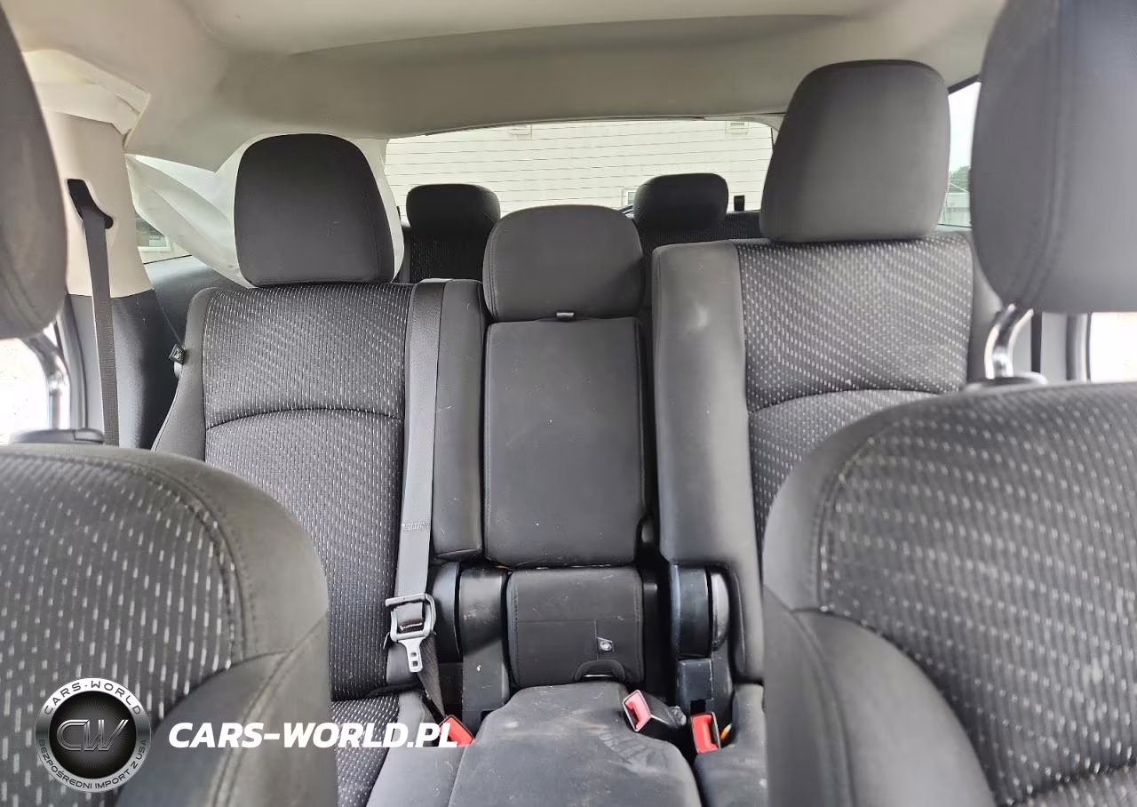 2018 Dodge Journey Se VIN:3C4PDCAB8JT383839 - 10