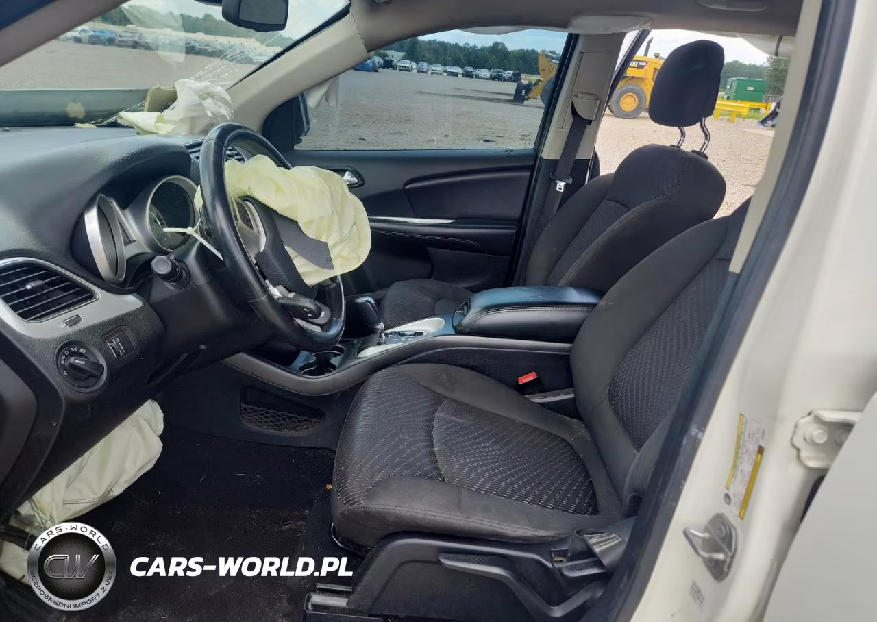 2018 Dodge Journey Se VIN:3C4PDCAB8JT383839 - 7