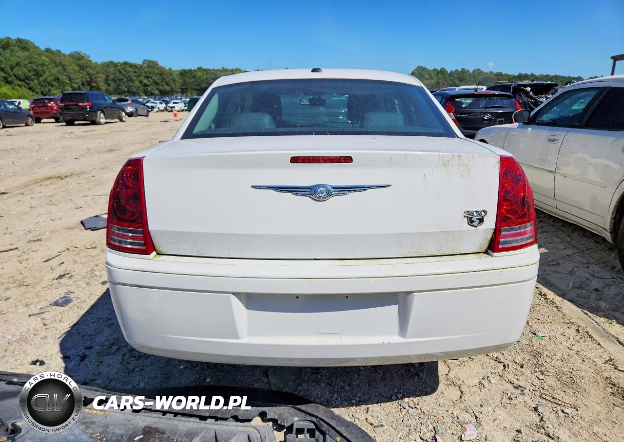 2010 Chrysler 300 S VIN:2C3CA2CV1AH328672 - 6