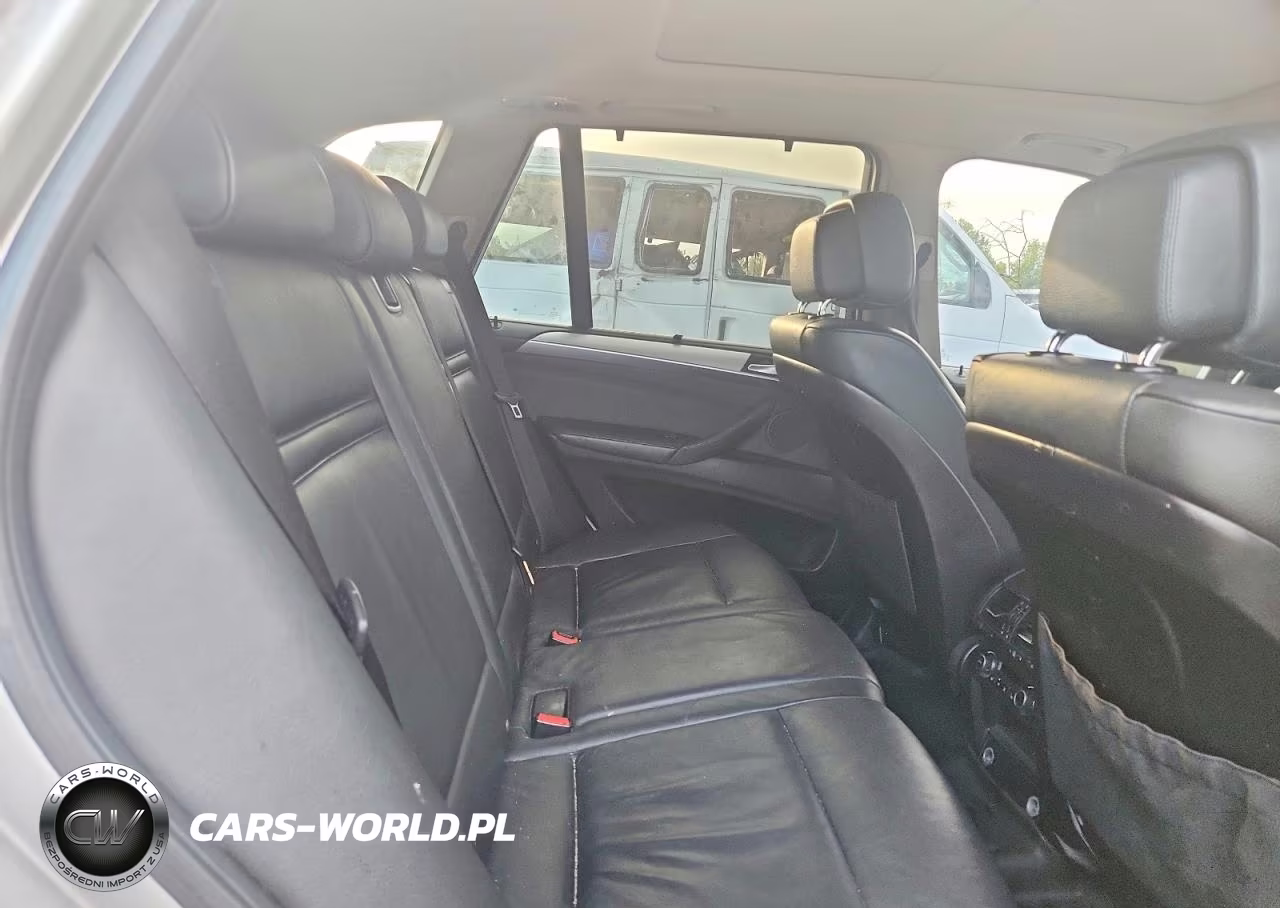 2012 BMW X5 xDrive35D VIN:5UXZW0C53CL670947 - 11