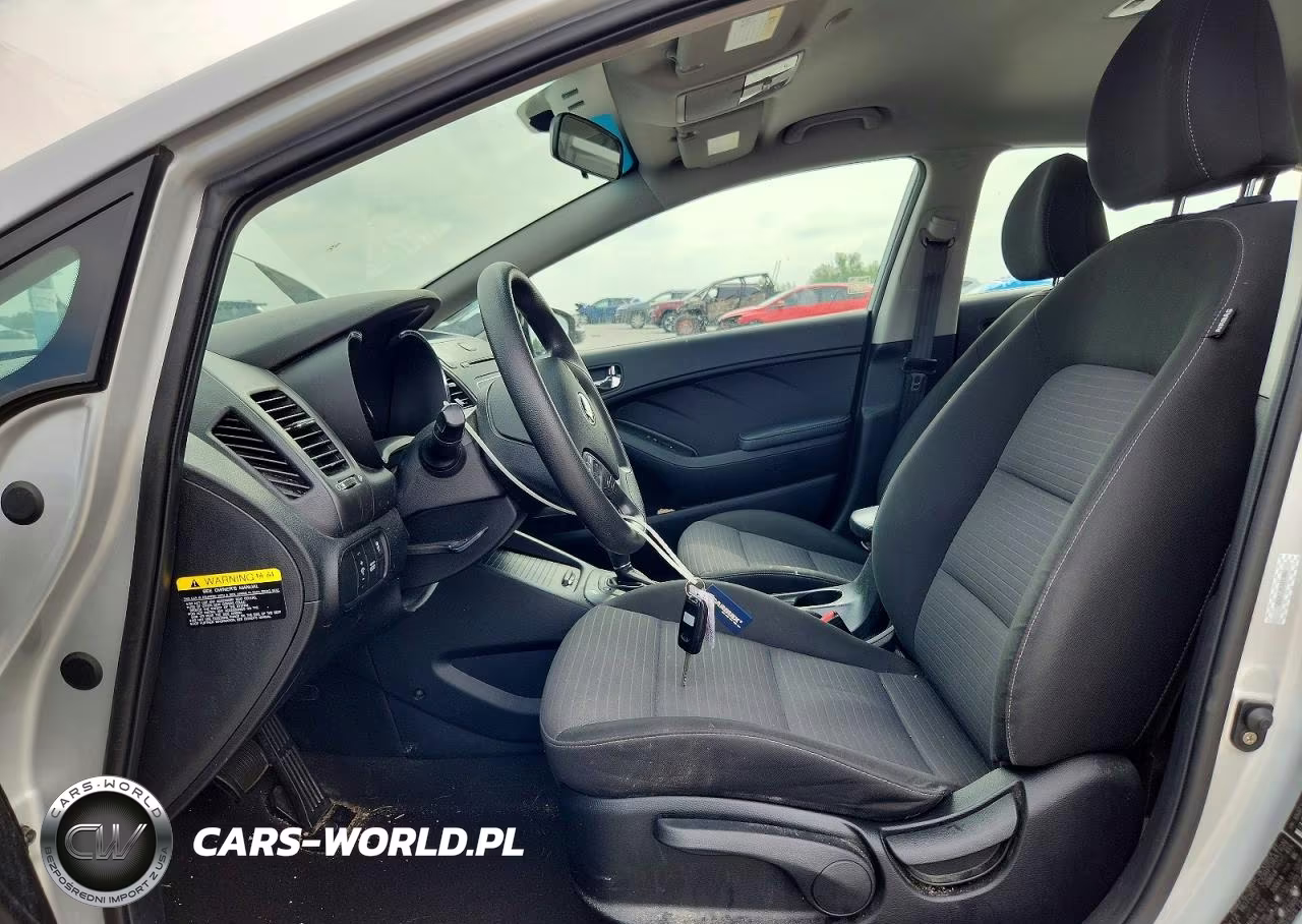 2015 Kia Forte Lx VIN:KNAFX4A66F5342805 - 7