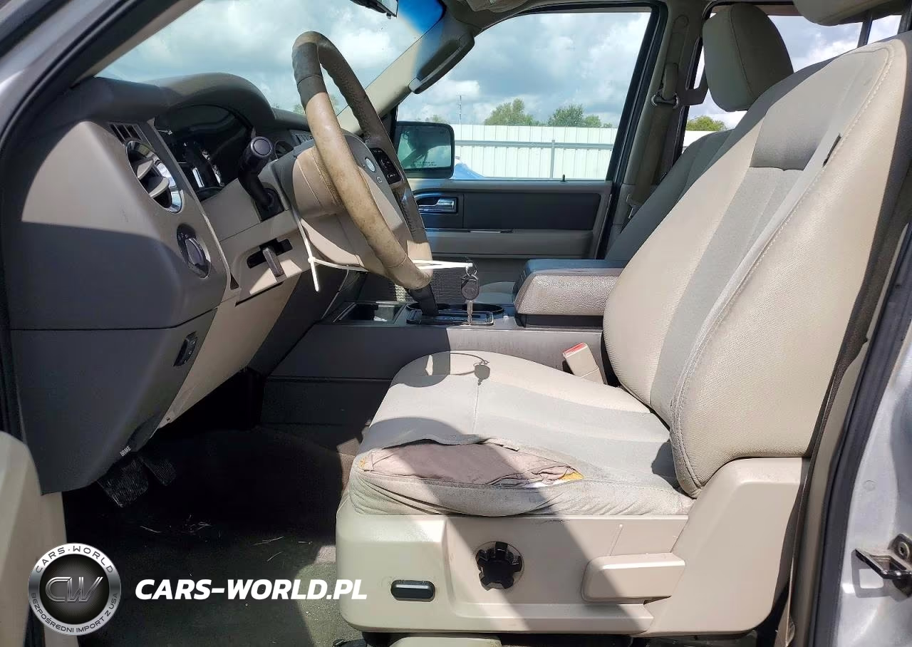 2010 Ford Expedition Xlt VIN:1FMJU1F57AEA29920 - 7