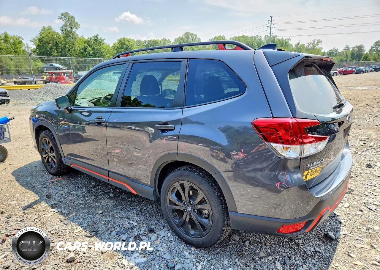 2024 Subaru Forester Sport VIN:JF2SKAEC2RH461387 - 2