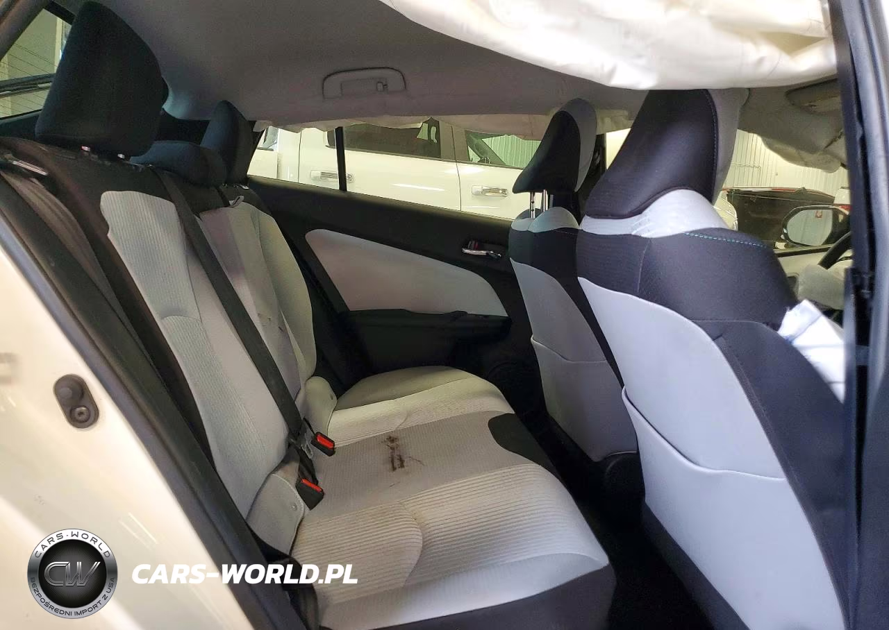 2017 Toyota Prius Two VIN:JTDKBRFU5H3053580 - 11
