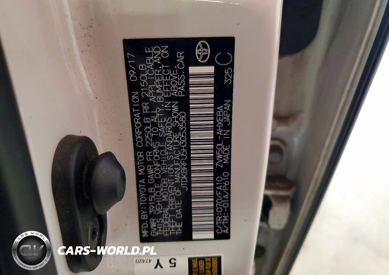 2017 Toyota Prius Two VIN:JTDKBRFU5H3053580 - 13