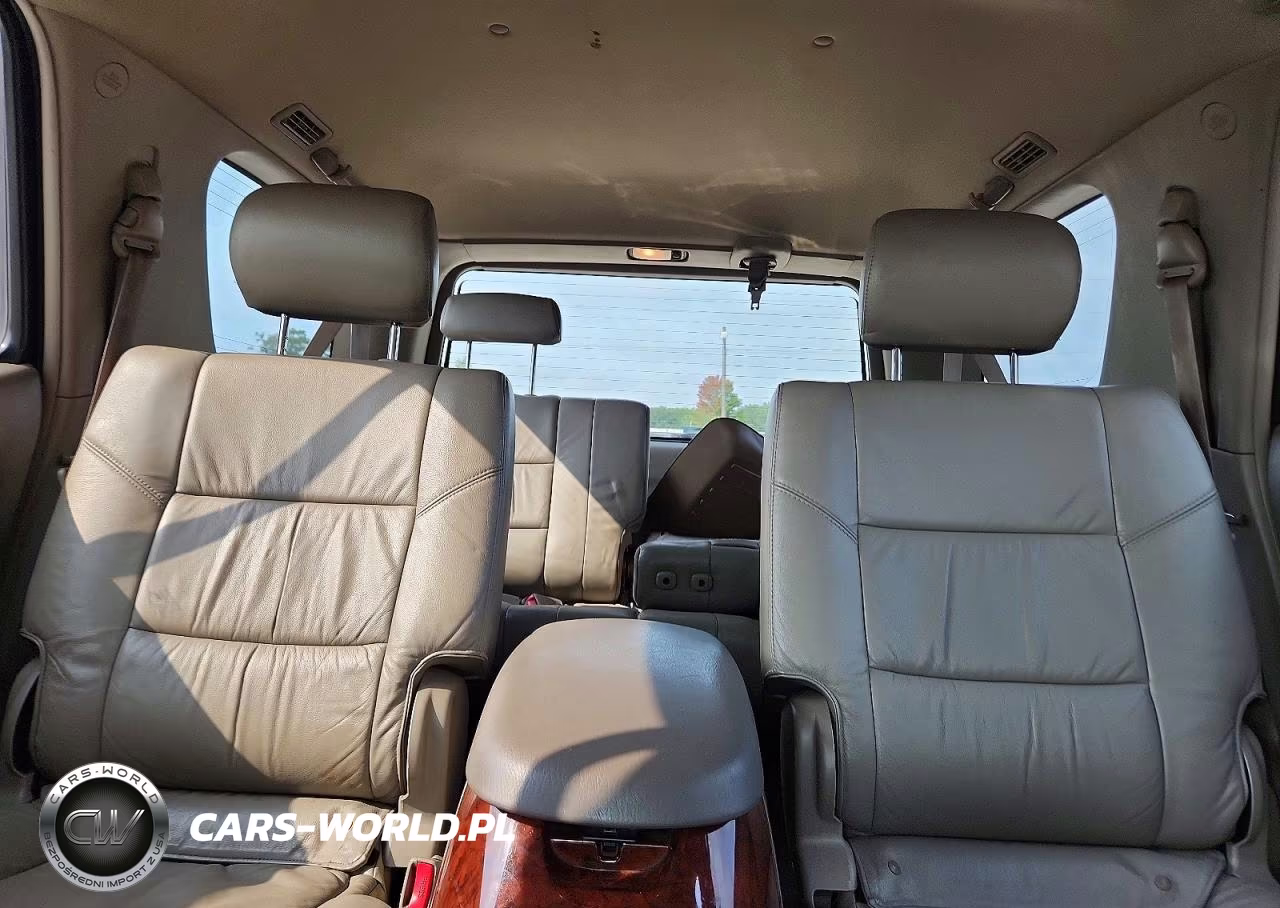 2005 Toyota Sequoia Limited VIN:5TDBT48A75S238775 - 10