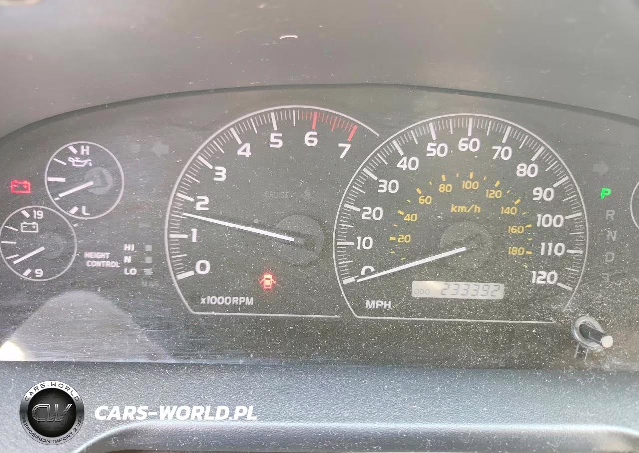 2005 Toyota Sequoia Limited VIN:5TDBT48A75S238775 - 9