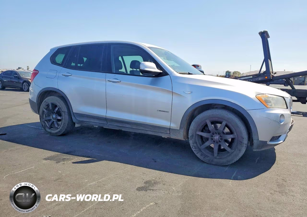2011 BMW X3 xDrive28I VIN:5UXWX5C53BL702808 - 4