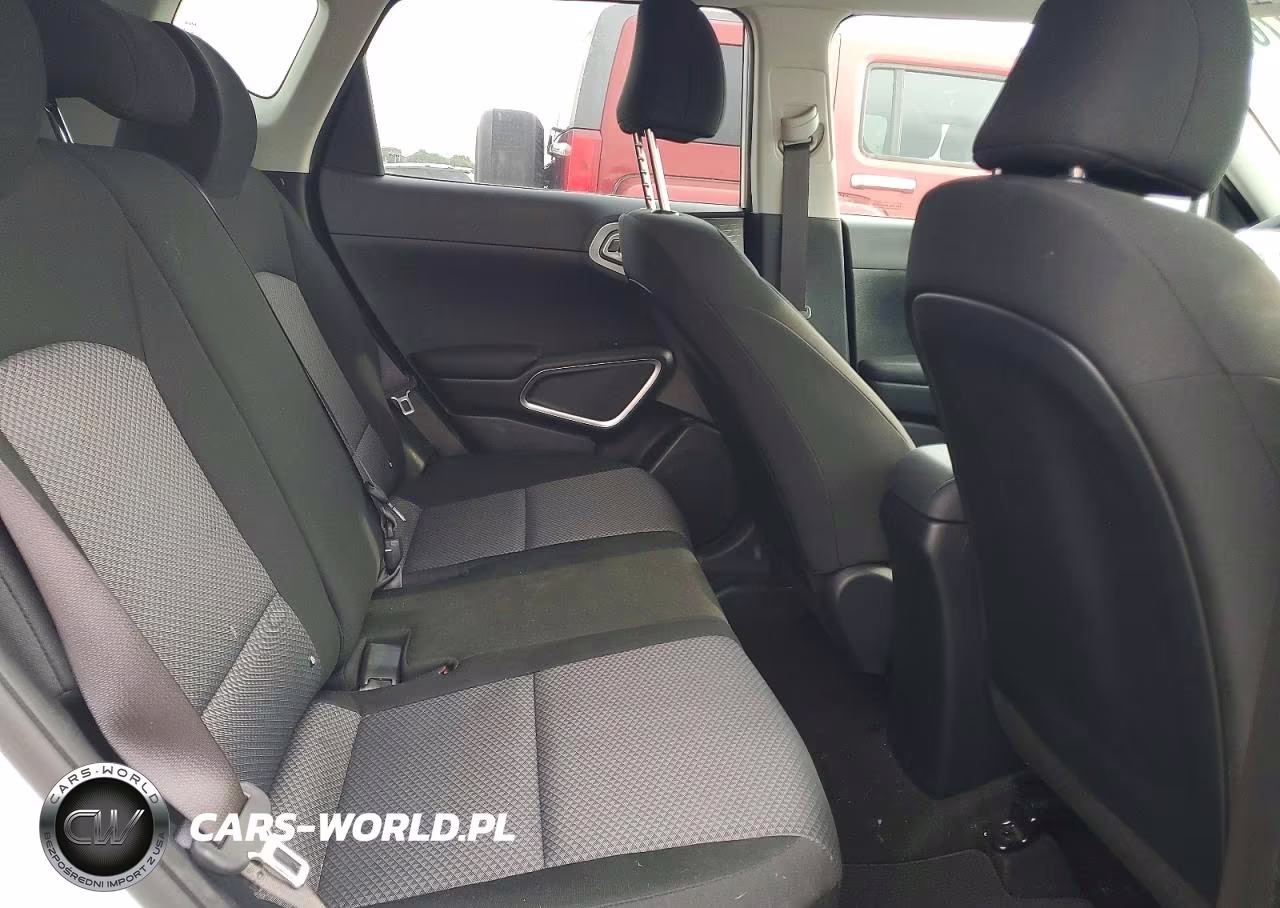 2025 Kia Soul Lx VIN:KNDJ23AU8S7956709 - 10