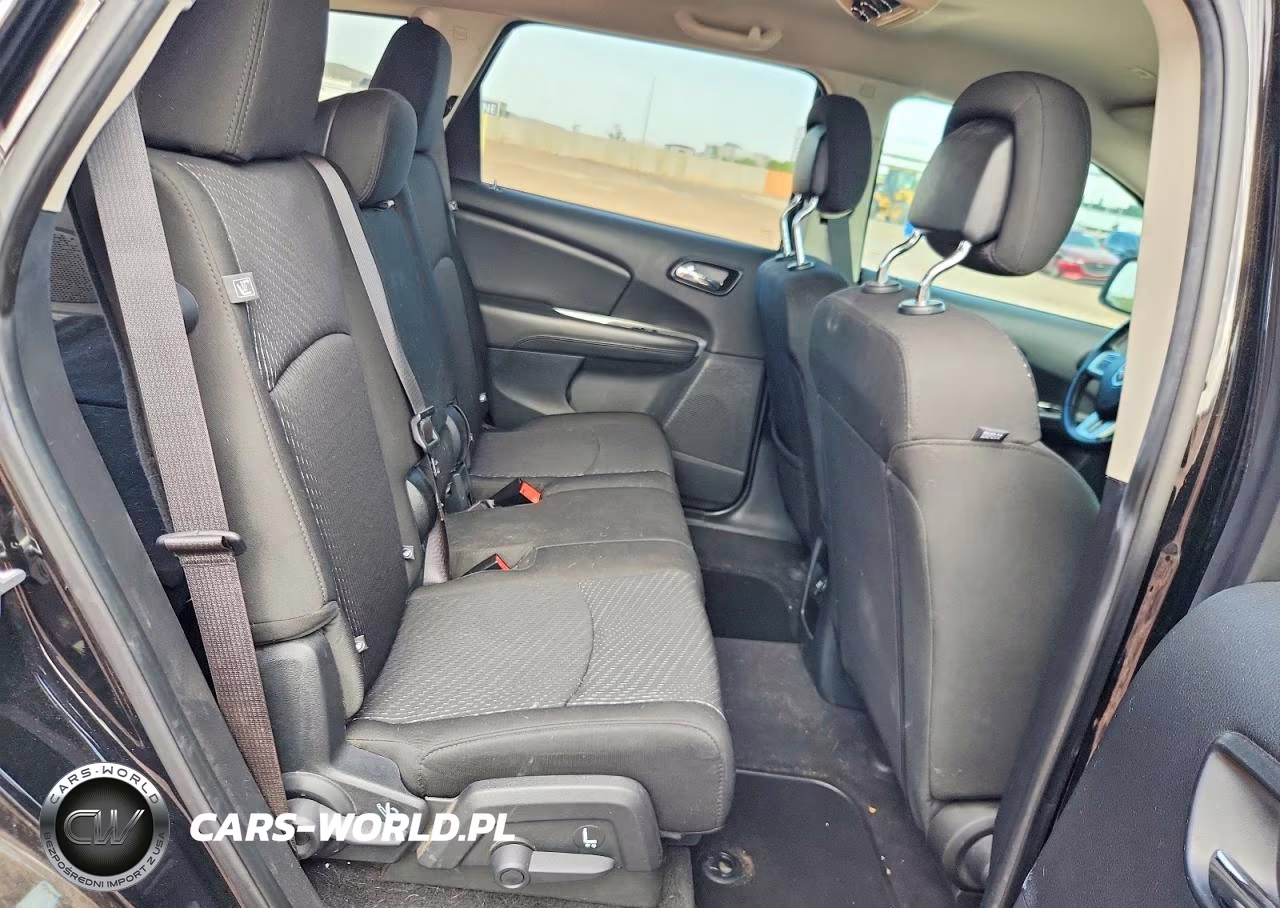 2019 Dodge Journey Se VIN:3C4PDCBG0KT868729 - 11