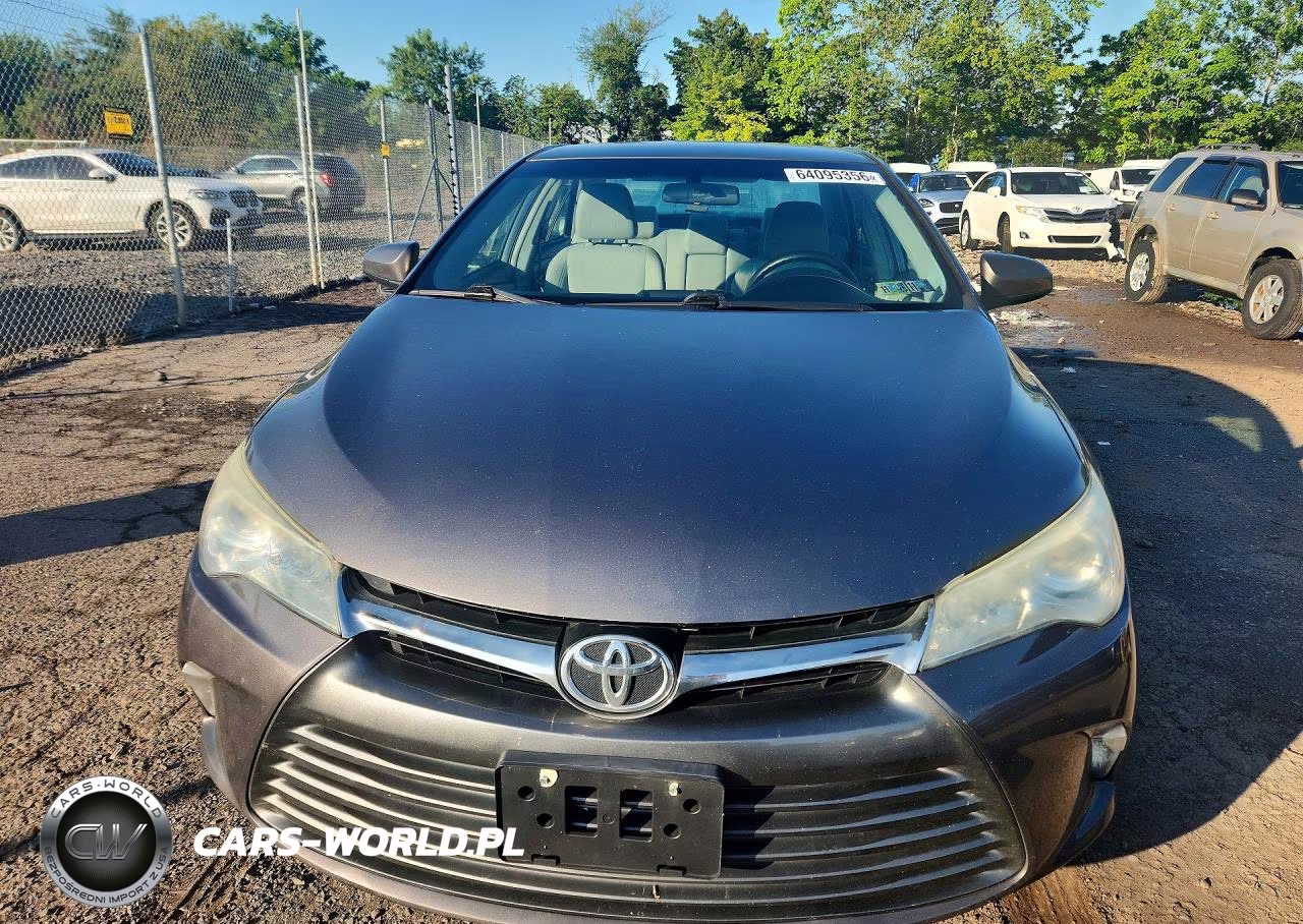 2016 Toyota Camry Le VIN:4T1BF1FK6GU586515 - 5